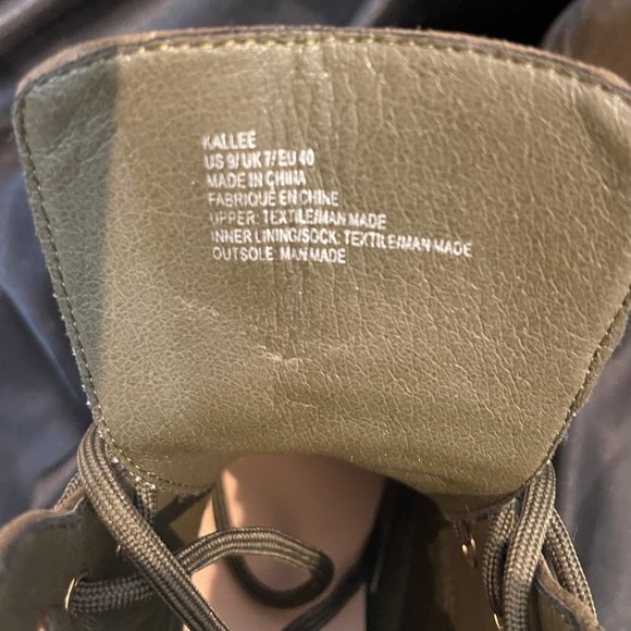 Combat style boots - Picture 3 of 3